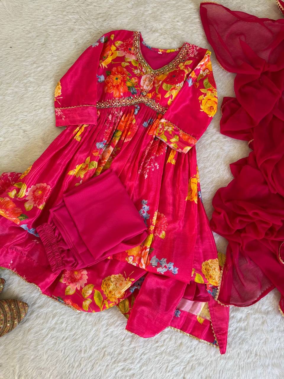 Graceful Pink Floral Printed Handworked Anarkali Pant Suit